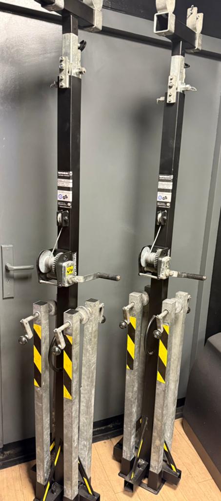 2 x Work pro LW150R wind up statief, Muziek en Instrumenten, Ophalen, Licht