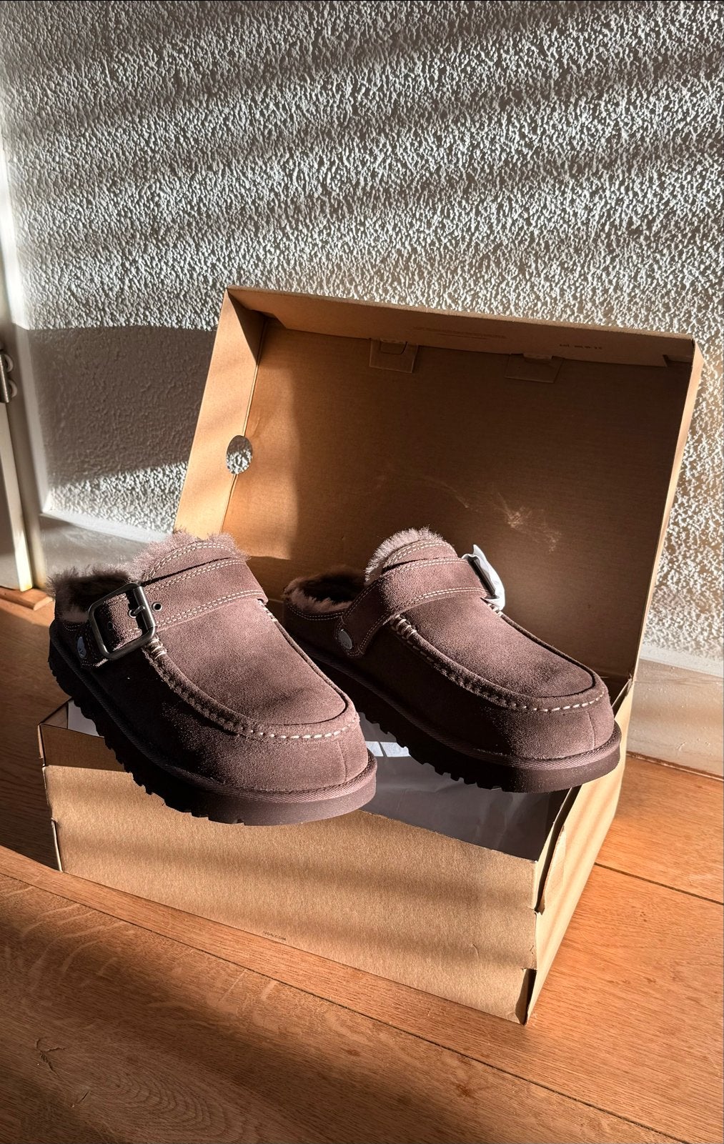 UGG Goldenstar Evelina Burnt Cedar Maat 40 Nieuw, Ophalen, Bruin, Nieuw, Sandalen of Muiltjes
