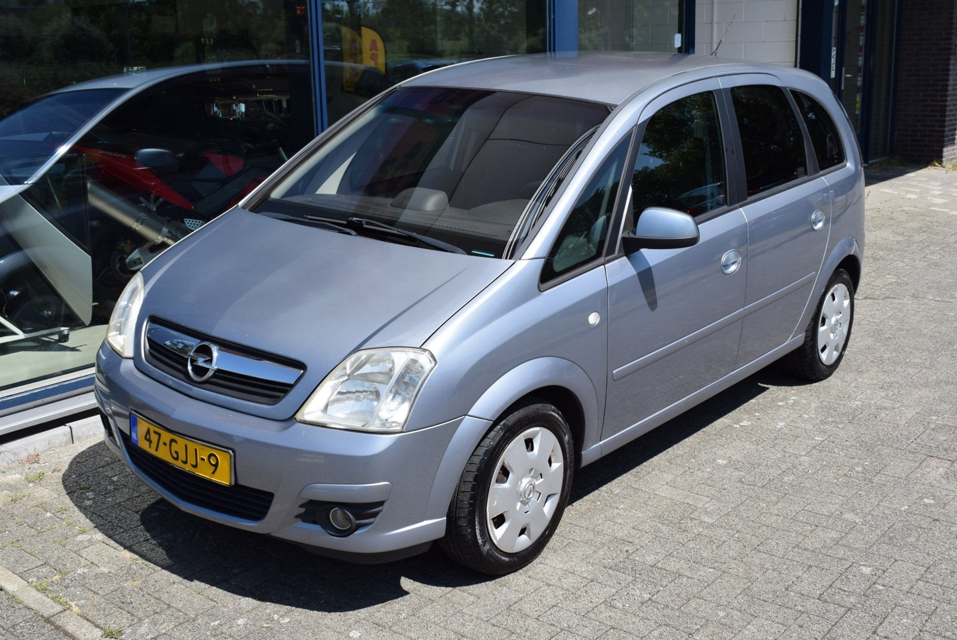 Opel Meriva 1.6-16V Temptation airco, Auto's, Voorwielaandrijving, Gebruikt, Zwart, 4 cilinders
