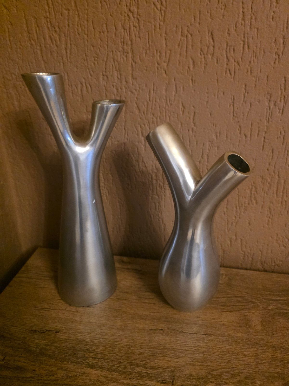 Set van 2 moderne aluminium vazen/kandelaars, Ophalen of Verzenden