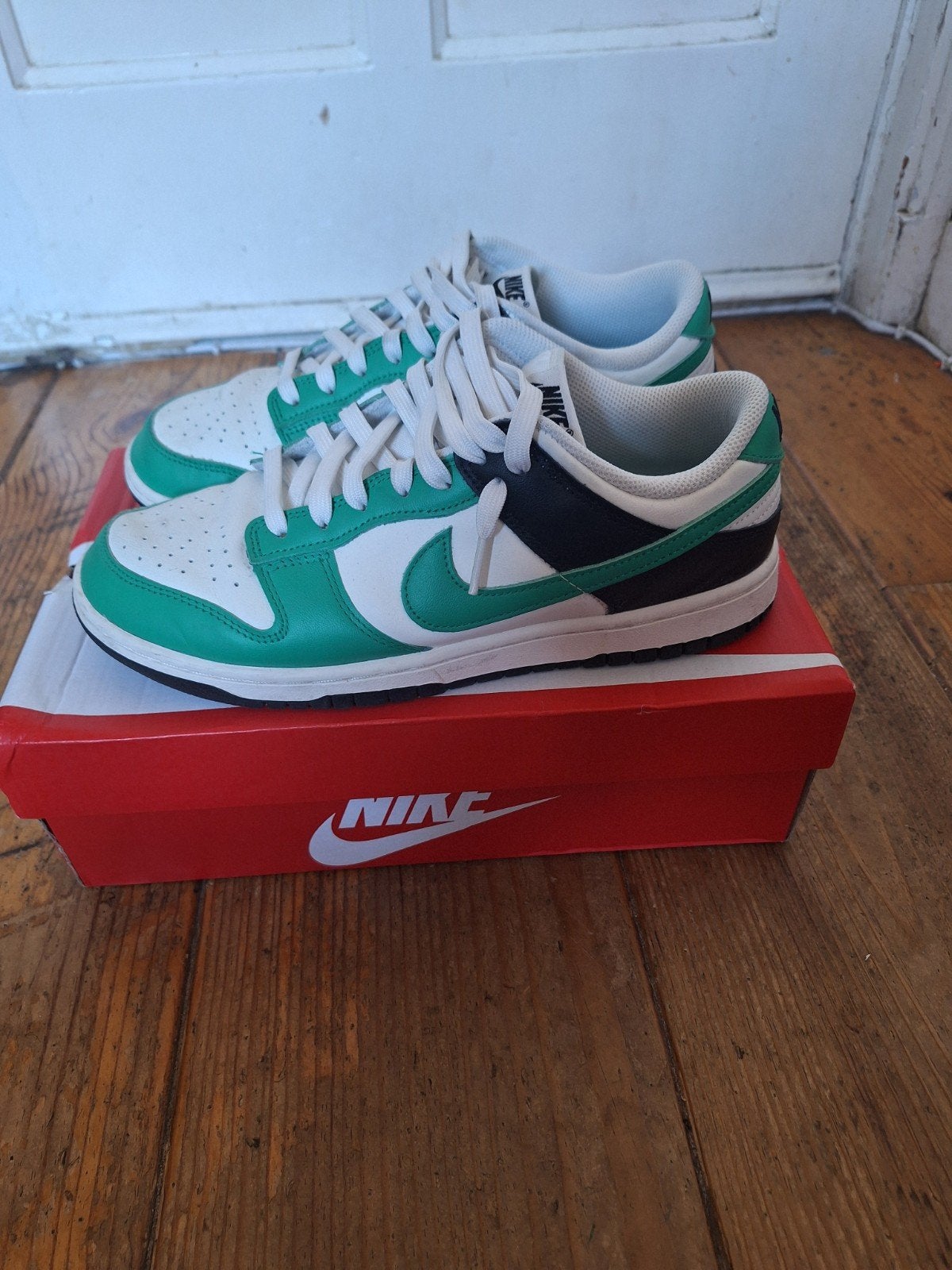 Nike Dunk Low CelticsSail/Stadium Green-Black Dames maat 42, Ophalen of Verzenden, Overige kleuren