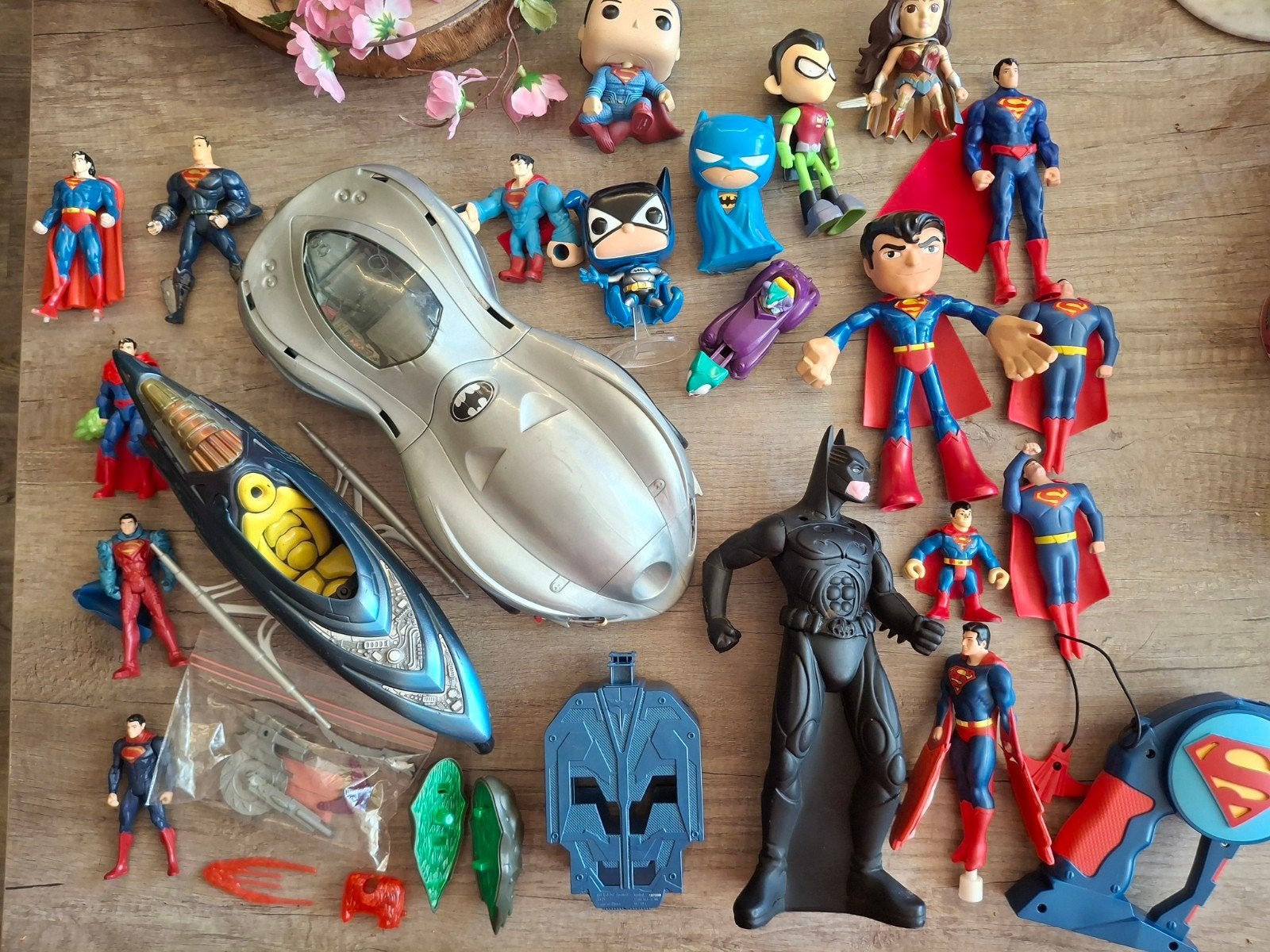 Kleine collectie Batman / Superman speelgoed, Kinderen en Baby's, Speelgoed | Actiefiguren, Ophalen of Verzenden, Zo goed als nieuw