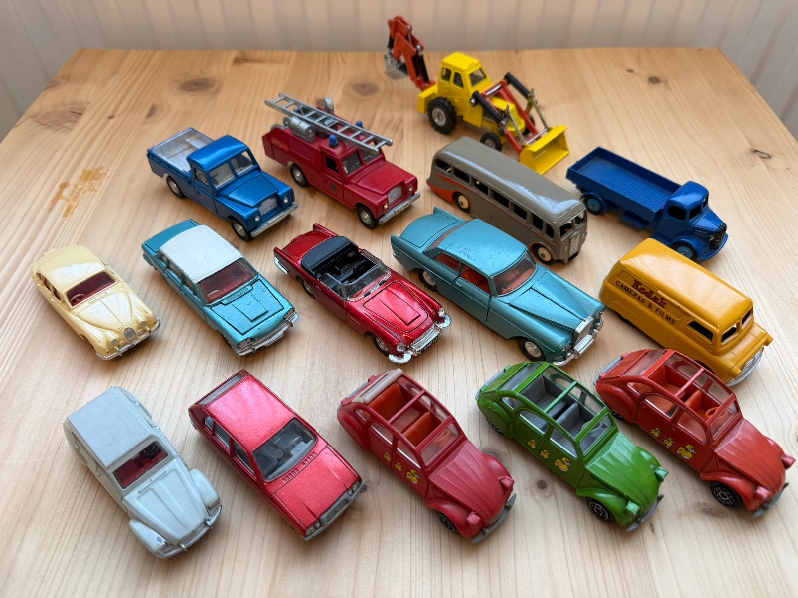 Dinky Toys, meccano, 15 stuks, Hobby en Vrije tijd, Ophalen of Verzenden, Gebruikt, Auto, Dinky Toys