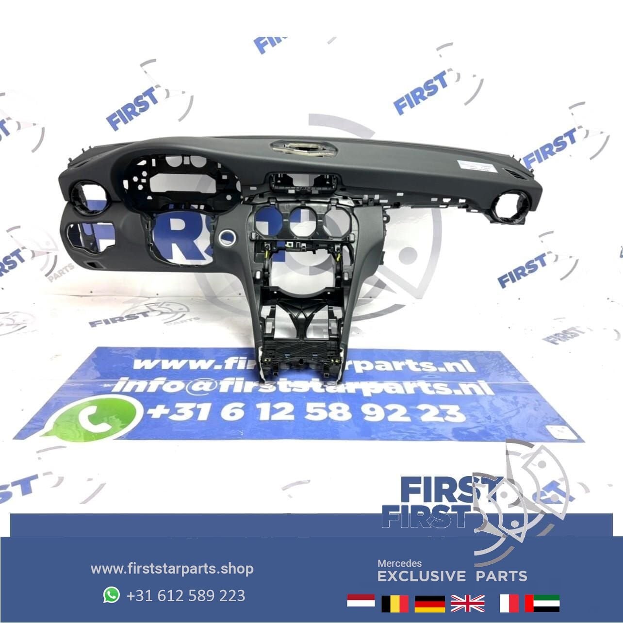 W205 AMG Dashboard ZWART Mercedes C klasse 2014-2021 zwart l, Auto-onderdelen, Dashboard en Schakelaars, Gebruikt, -, Ophalen of Verzenden