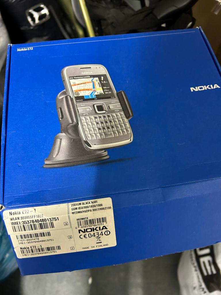 Nokia E-72 in doos!!Zolder vondst Heel netjes weing gebruikt, Ophalen of Verzenden, Zo goed als nieuw
