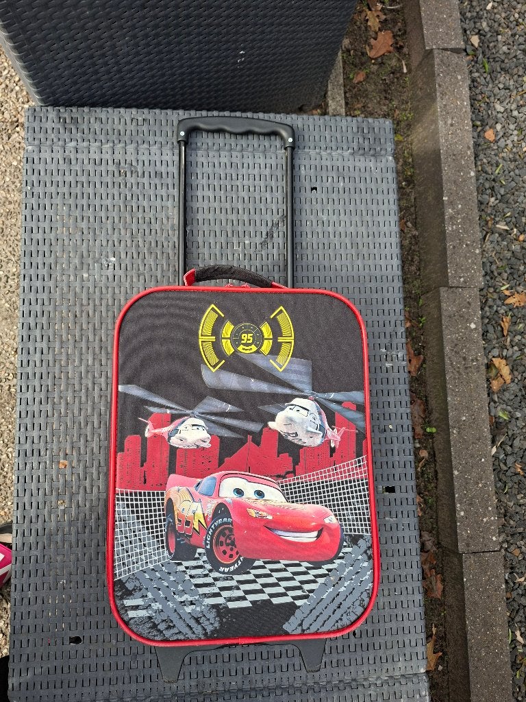 Gratis Cars kinder koffer, Ophalen, Uitschuifbare handgreep, Gebruikt, Hard kunststof