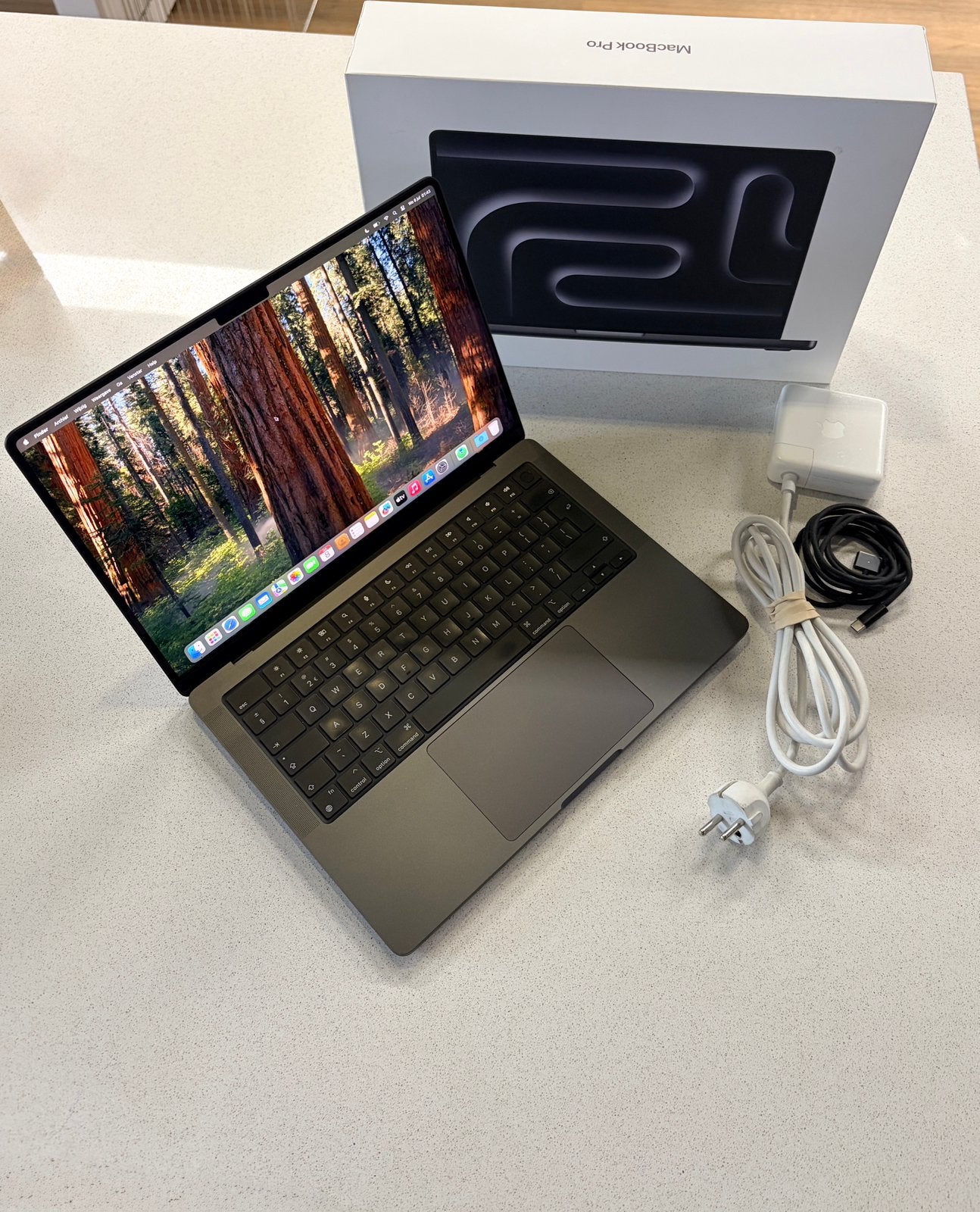 Apple MacBook Pro 14'' M4 Pro (24GB/512GB) |12c CPU 16c GPU|, Overige groottes, 512 GB, Zo goed als nieuw, 4 Ghz of meer