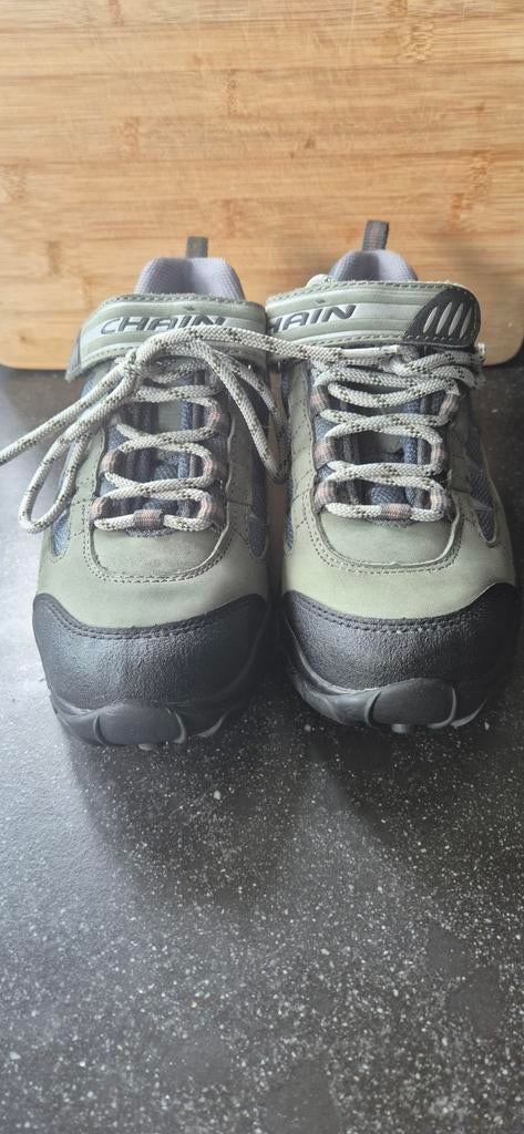 MTB Chain  fietsschoenen - Maat 38, Fietsen en Brommers, Fietsaccessoires | Fietskleding, Dames, Schoenen, Nieuw, Ophalen of Verzenden