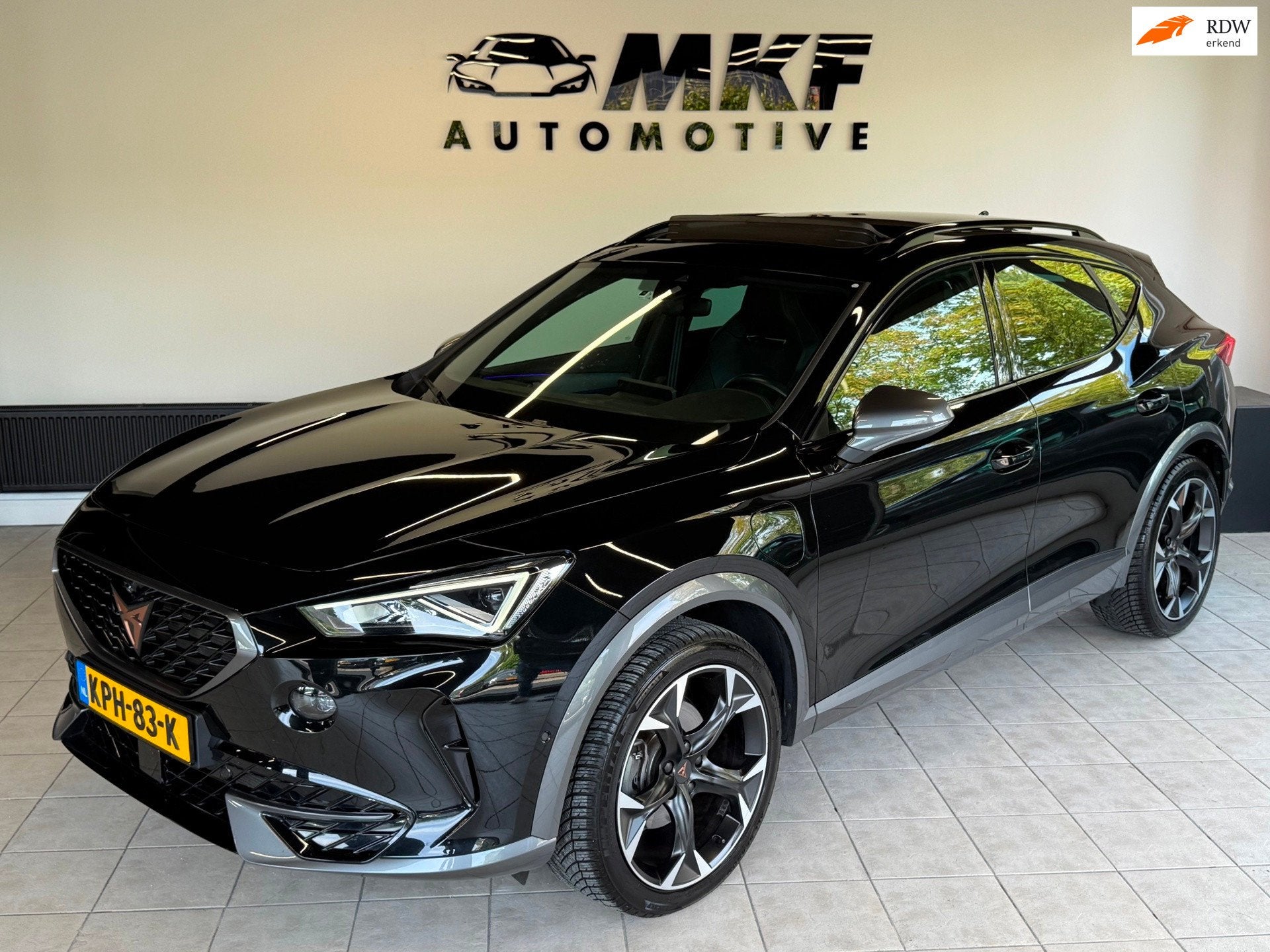 Cupra Formentor 1.4 e-Hybrid 204PK Performance PANO|LED|LMV!, Auto's, 77 km/l, Gebruikt, 4 cilinders, Zwart