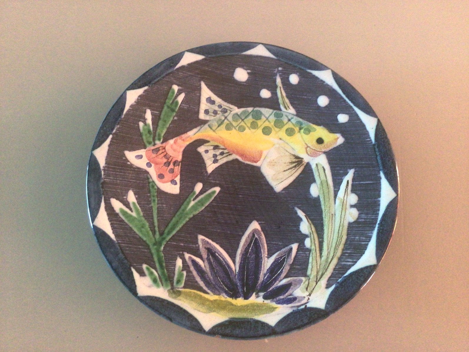 Zweeds vintage keramiek bord van Tilgmans, motief vis, Ophalen of Verzenden