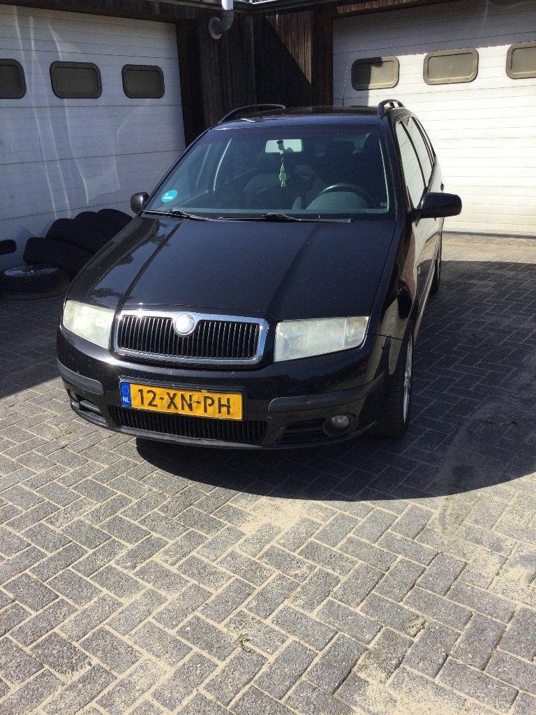 Skoda Fabia 1.9 TDI Combi 74KW 2007 Zwart, Auto's, Voorwielaandrijving, Zwart, 4 cilinders, 100 pk