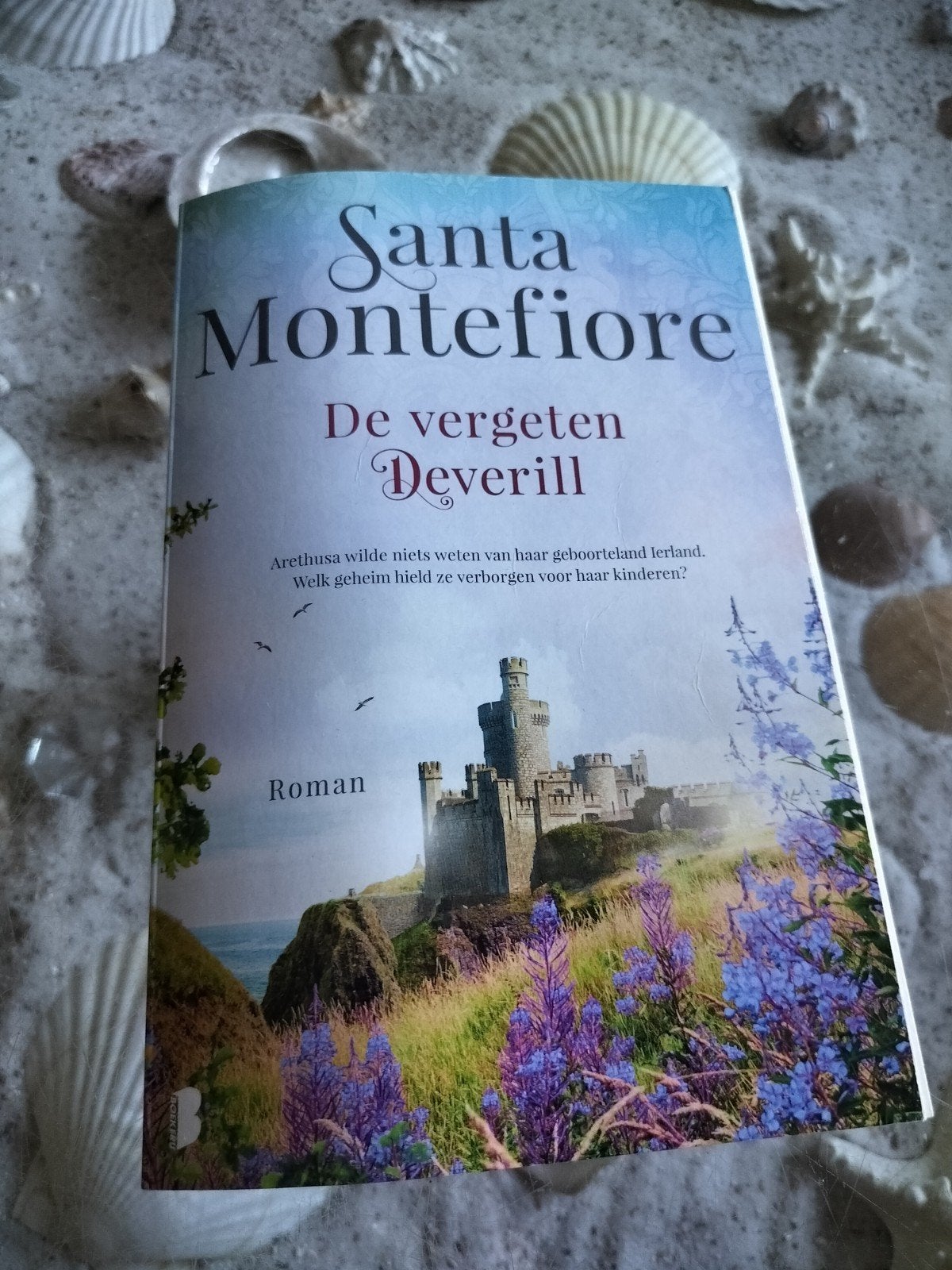 Santa Montefiore - De vergeten Deverill, Boeken, Ophalen of Verzenden, Gelezen, Santa Montefiore