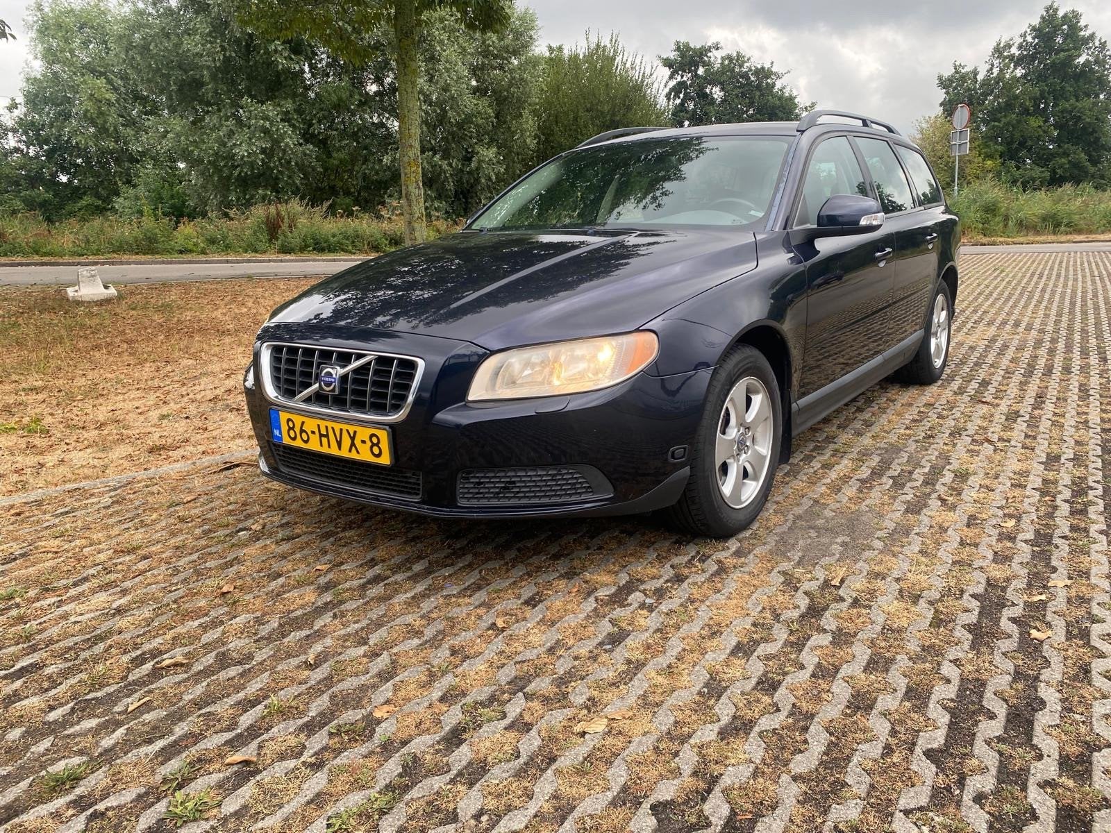 Volvo V70 2.5T / Climate / Elek ramen, Voorwielaandrijving, 1573 kg, Blauw, 2521 cc