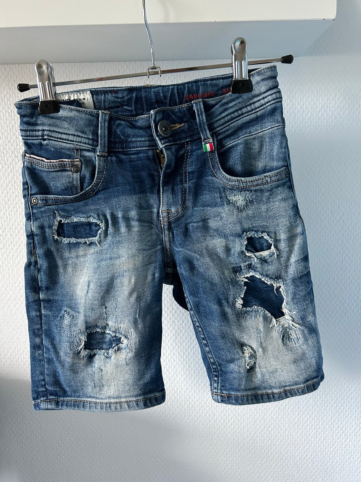 Vingino korte broek maat 7 - 122, Ophalen of Verzenden, Zo goed als nieuw, Jongen, Broek