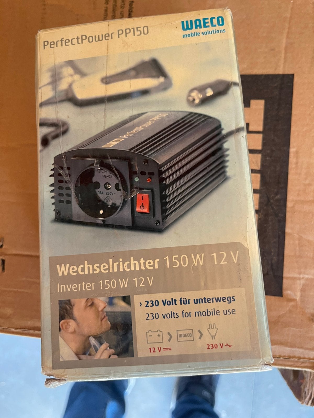 Omvormer 12 Volt naar 230 V, Ophalen of Verzenden