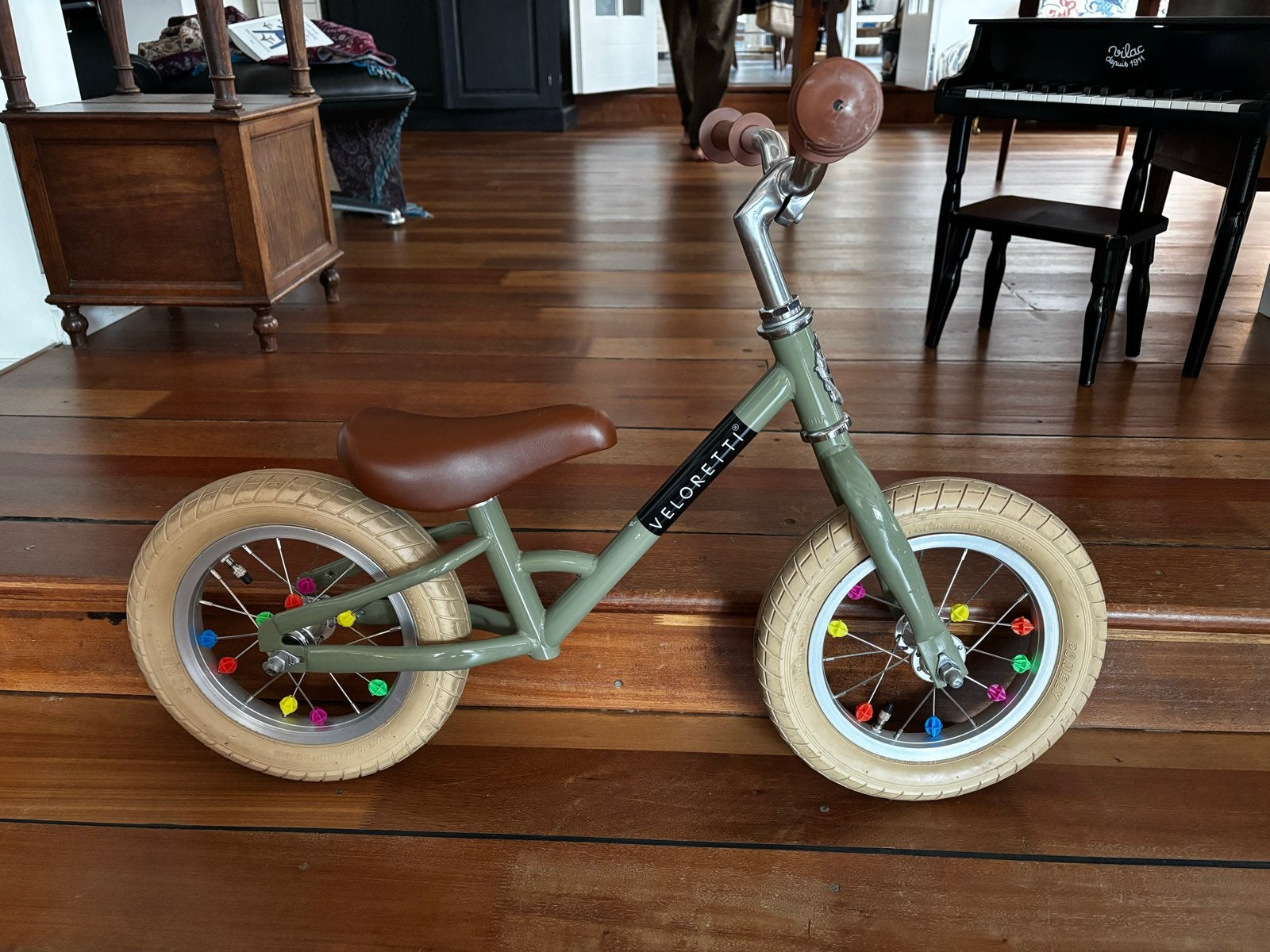Veloretti loopfiets zo goed als nieuw, Kinderen en Baby's, Ophalen, Zo goed als nieuw, Loopfiets
