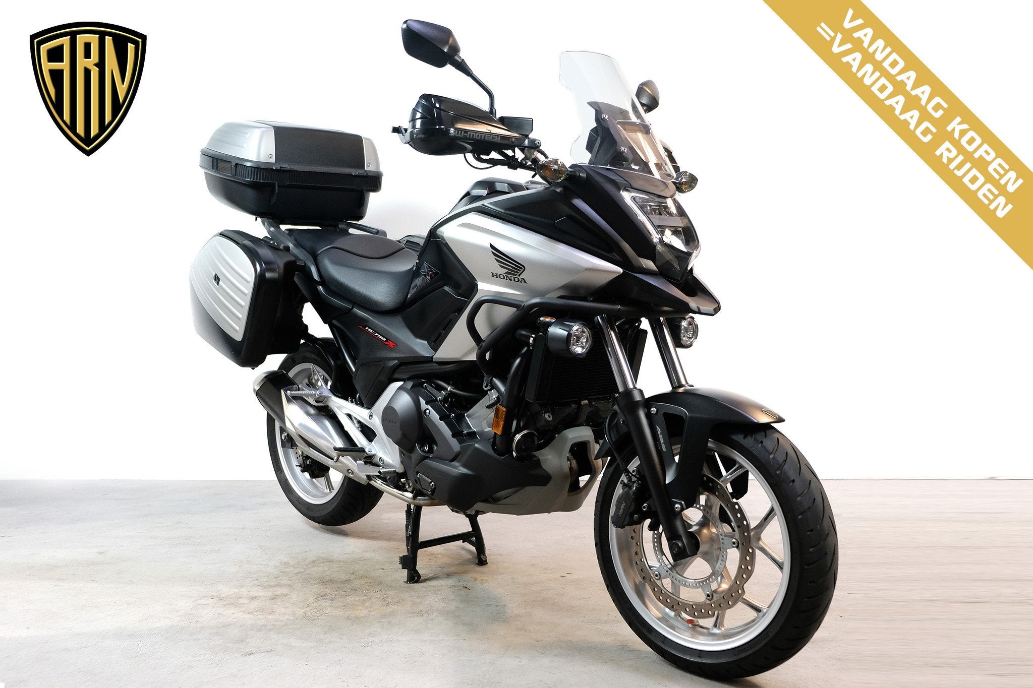 Honda NC 750 X DCT (bj 2017), Motoren, 745 cc, Meer dan 35 kW, Toermotor, ABS