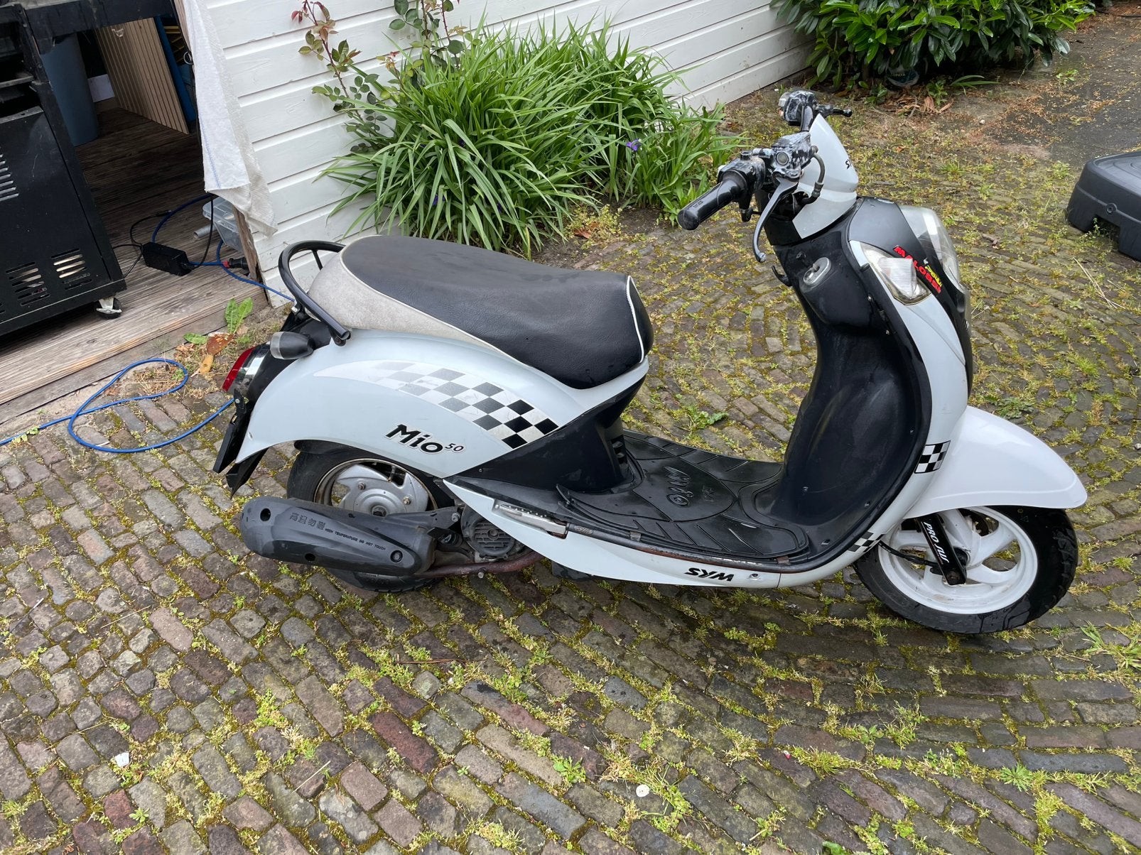 Sym mio, Fietsen en Brommers, Scooters | SYM, Gebruikt, Maximaal 45 km/u, Benzine, 50 cc