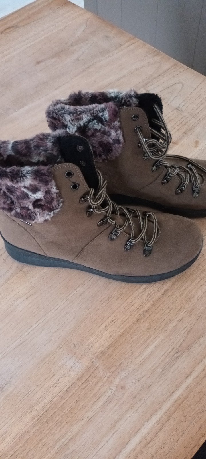 NIEUWE ROMIKA  maat 42 bruine dames wandelschoenen met bontv, Bruin, Nieuw, Romika, Wandelschoenen