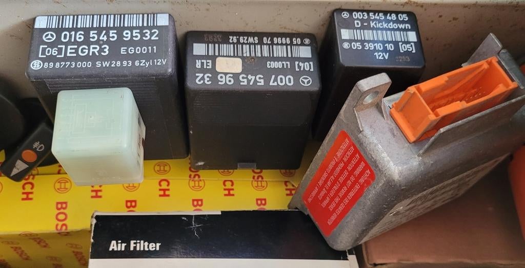 Mercedes Relais w124 w201 etc etc, Auto-onderdelen, Dashboard en Schakelaars, Ophalen of Verzenden, Gebruikt, Universele onderdelen