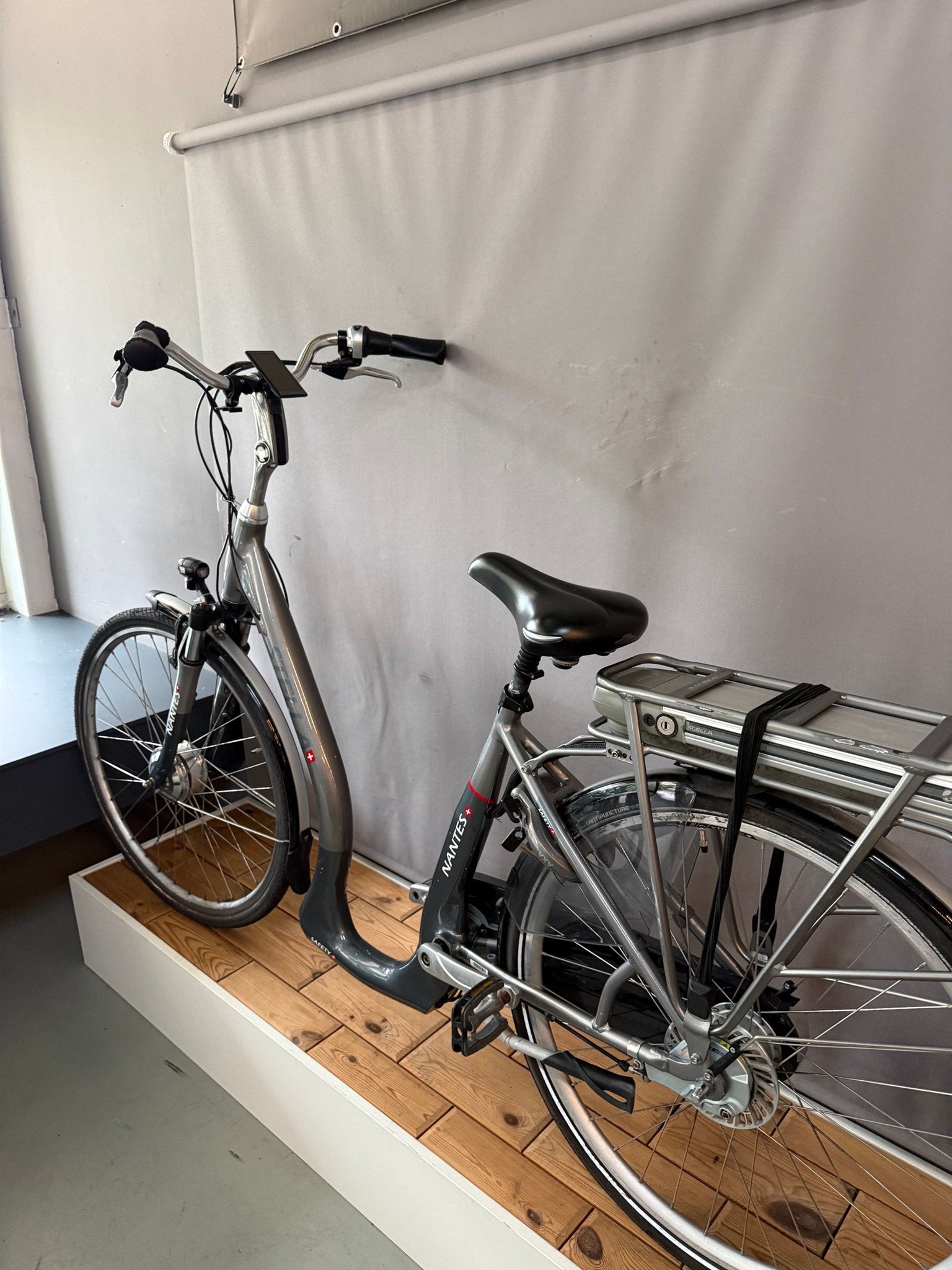 Elektrische fiets STELLA NANTES EXTRA LAGE INSTAP, -, -, Zo goed als nieuw, Minder dan 47 cm