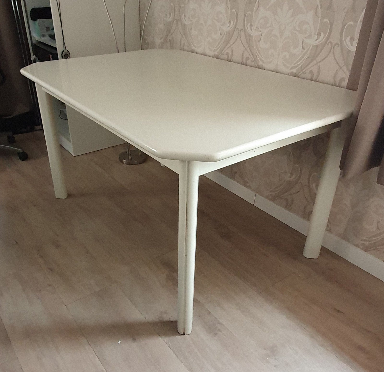 Uitschuifbare eettafel - Gratis ophalen, Ophalen, Gebruikt, 50 tot 100 cm, Vijf personen of meer