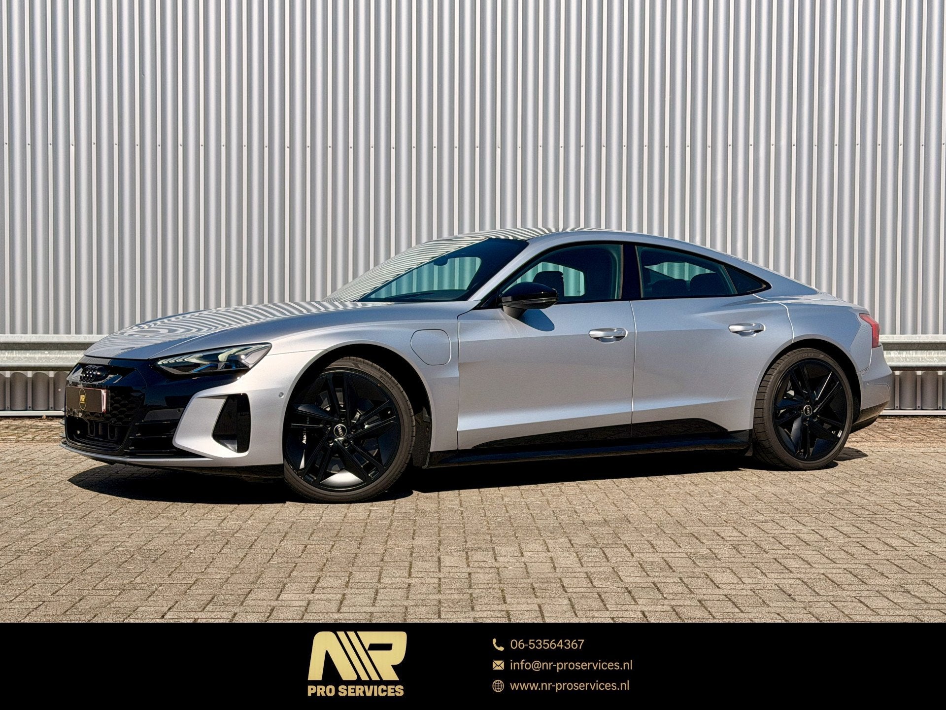 Audi e-tron GT RS 93 kWh 21" | PANO | SOH 91% | Bang & Olufs, Automaat, Automatische klimaatregeling, Zwart, 600 pk