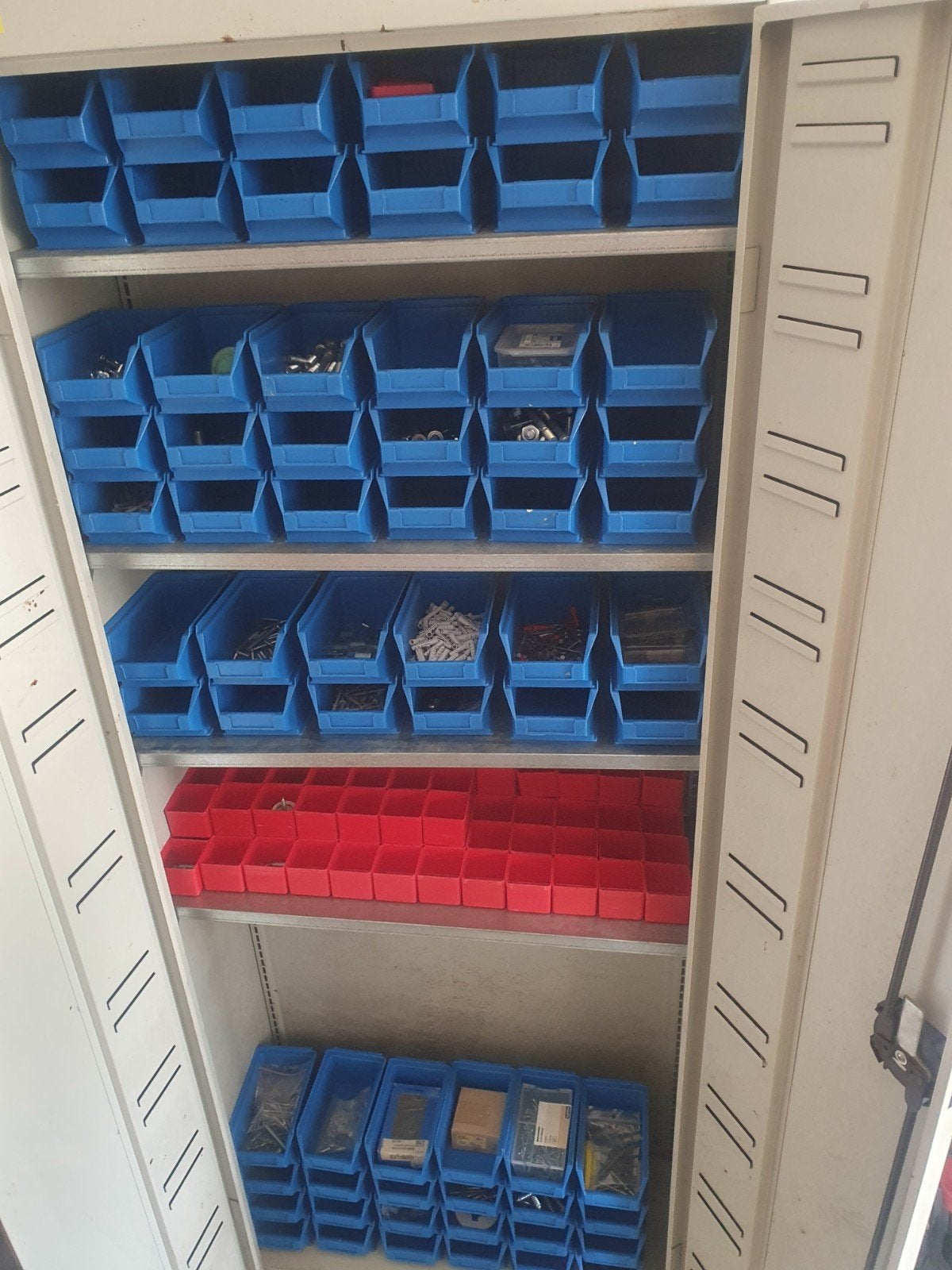 Gereedschapskast met sorteerbakken - Vink Lisse, Ophalen of Verzenden