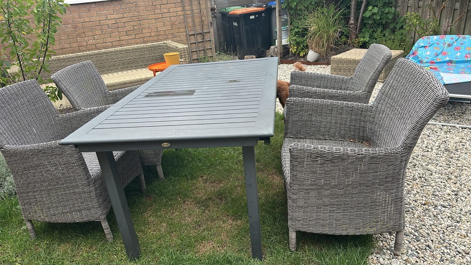 Hartman tuinset: metalen tafel en 4 wickerstoelen, Tuin en Terras, Ophalen, 4 zitplaatsen, Gebruikt, Eettafel