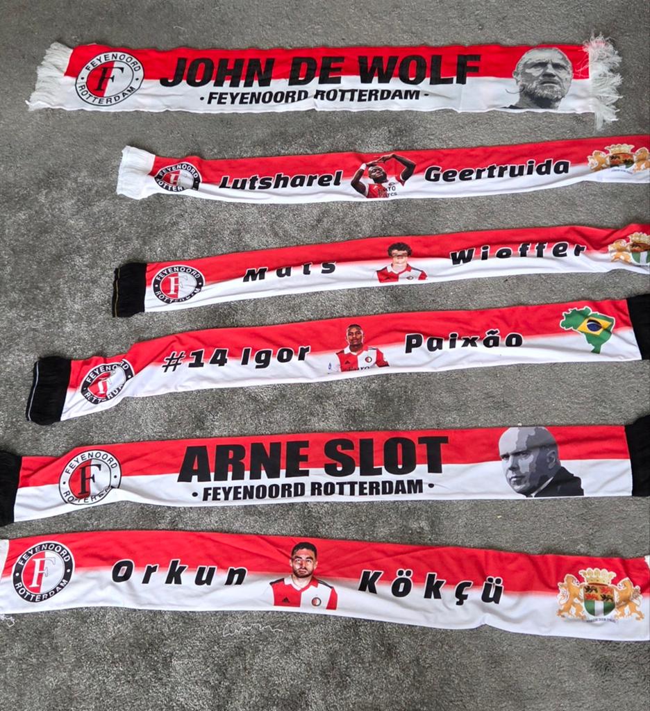 Feyenoord sjaals op =op, Verzamelen, Sportartikelen en Voetbal, Ophalen of Verzenden, Nieuw, Feyenoord