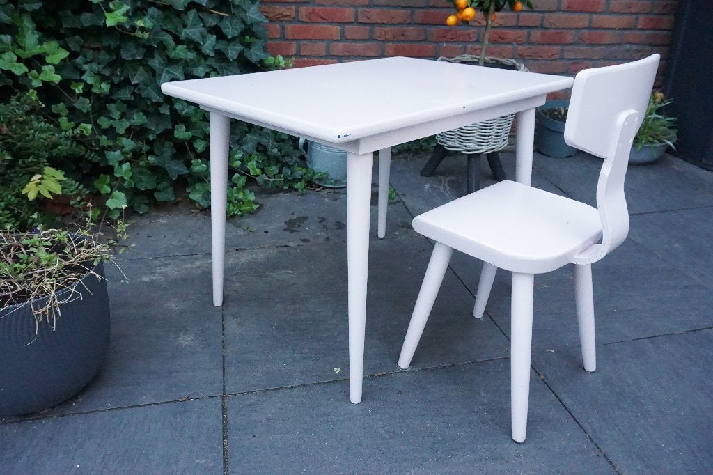 Houten tafeltje en kinderstoeltje, Ophalen, Gebruikt, Tafel(s) en Stoel(en)