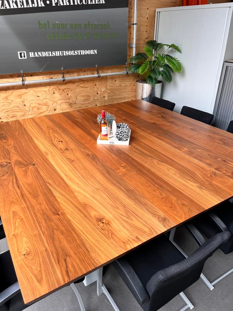 Unieke (vergader) tafel (220 x 220 cm), Klassiek, Xx, 200 cm of meer, Xx