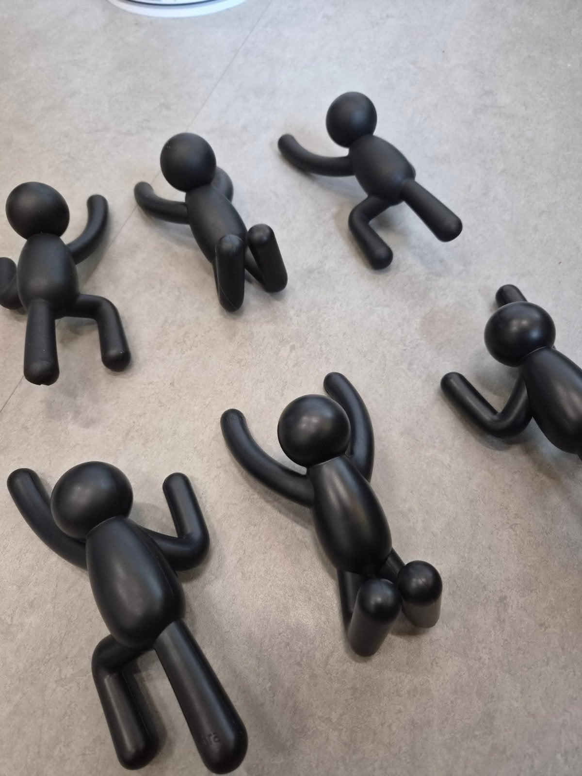 Set van 6 Umbra Buddy wandhaken - Zwart, Kunststof, Gebruikt, Wandhaken, Ophalen of Verzenden