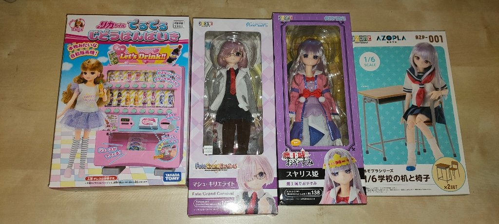 PureNeemo azone doll 1/6, Ophalen, Zo goed als nieuw, Pop, Levensecht of Reborn