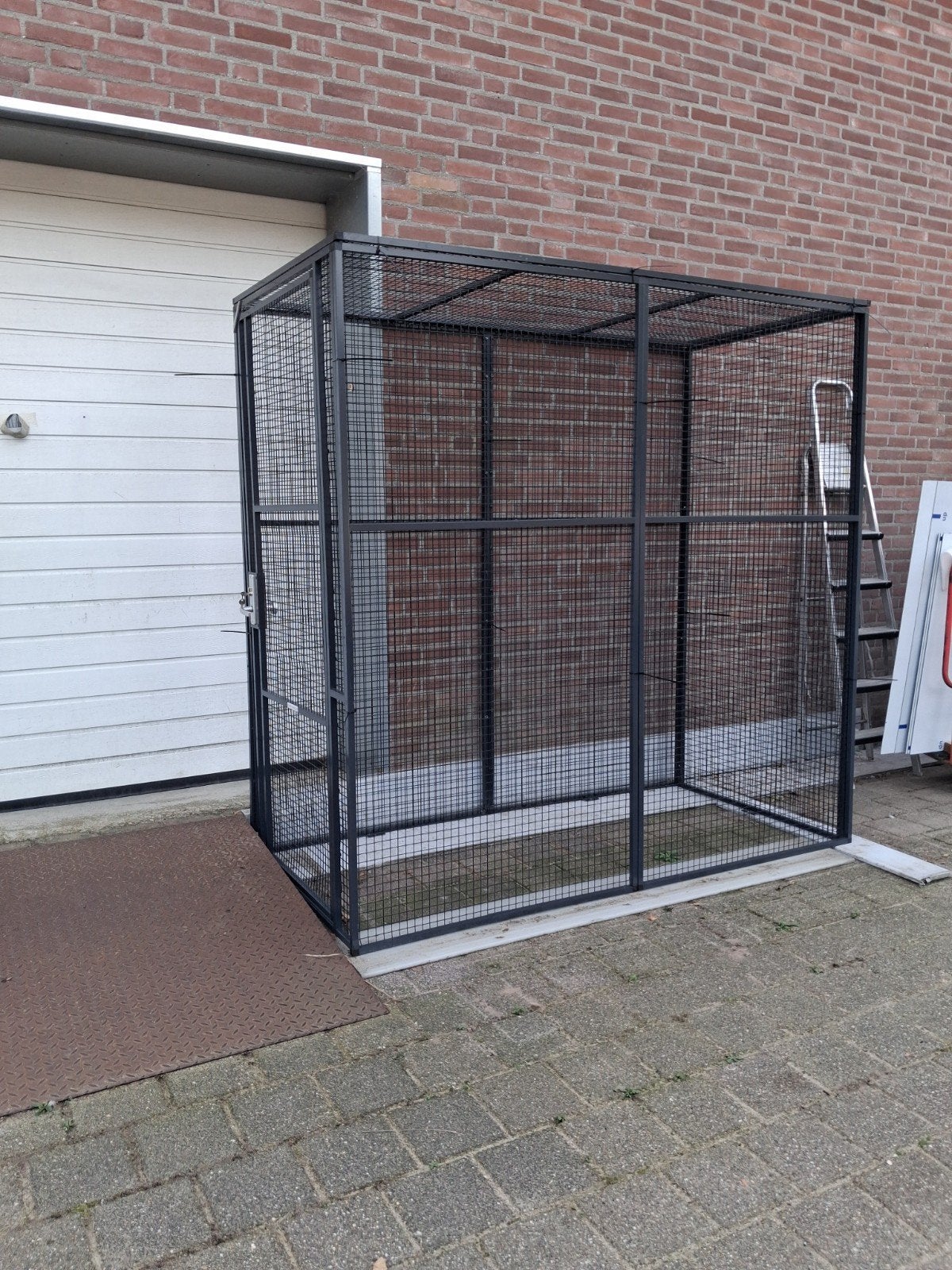 aluminium voliere met zwarte geplastificeerde Gaas 25x25, Ophalen, Zo goed als nieuw, Aluminium, Overige typen