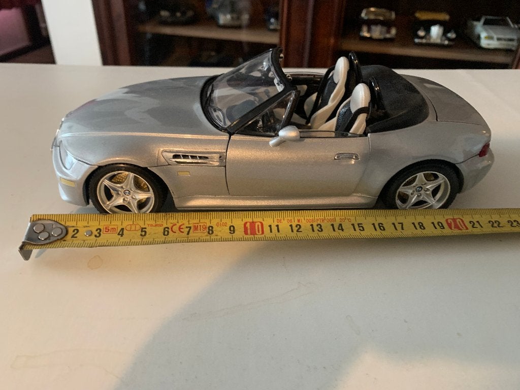 model auto bmw   1\18, Ophalen, Zo goed als nieuw, Auto, Bburago