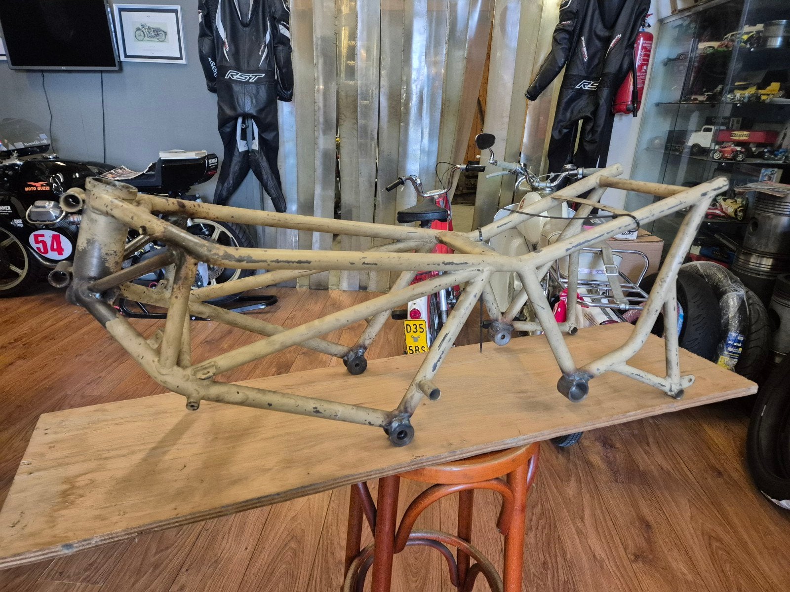 Ducat TT Frame, Motoren, Ophalen, Gebruikt
