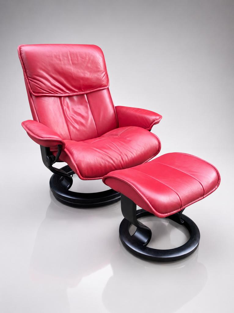 Nette Stressless relaxfauteuil & voetenbank, Ophalen of Verzenden, Zo goed als nieuw, 75 tot 100 cm, Leer