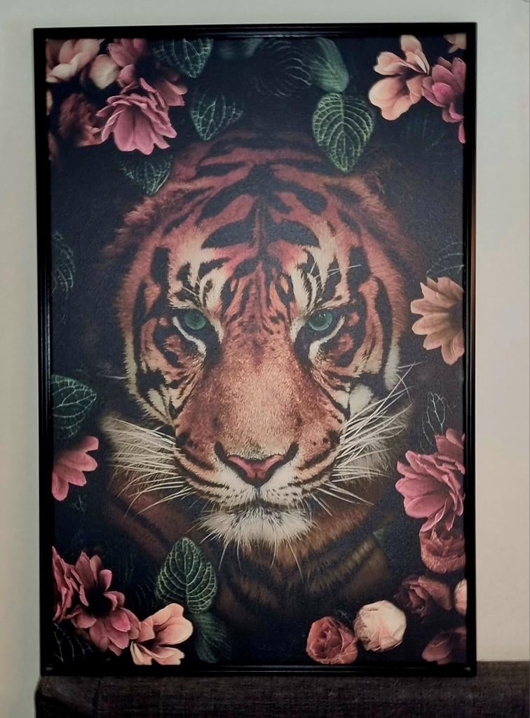 Prachtige Tijger canvas met Bloemen - Ingelijst, Ophalen of Verzenden