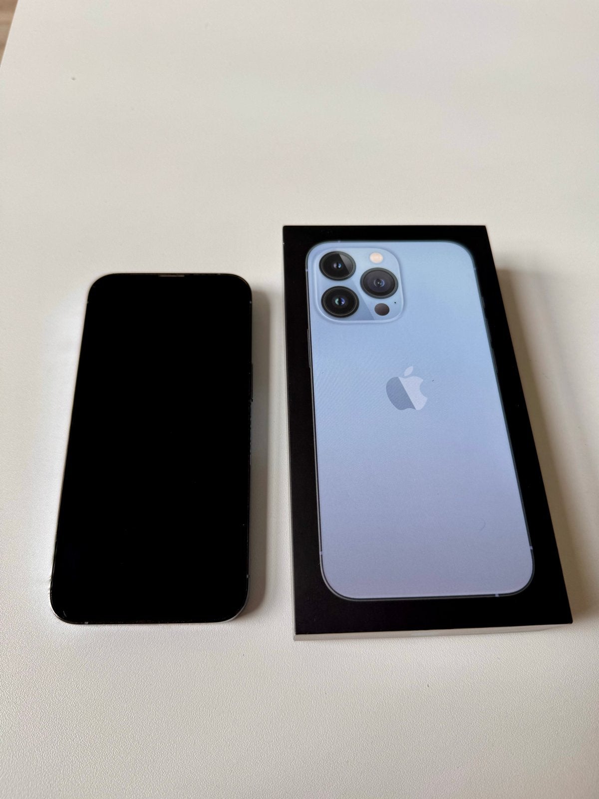 iPhone 13 Pro Sierra Blue 128 GB met doos en kabel, 128 GB, Blauw, 77 %, Ophalen of Verzenden