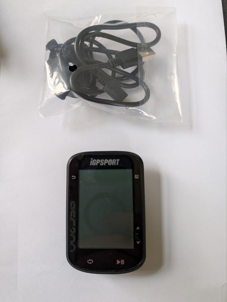 iGPSPORT BSC200 Fietscomputer met GPS en USB-C, Fietsen en Brommers, Fietsaccessoires | Fietscomputers, Gebruikt, GPS, Ophalen of Verzenden