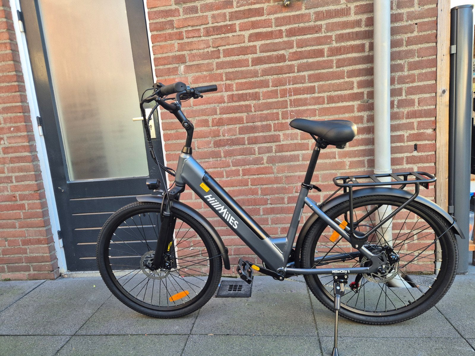 Nieuw! Hillmiles MileCity 1 26" Elektrische Fiets, Ophalen, Nieuw, 50 km per accu of meer, Overige merken