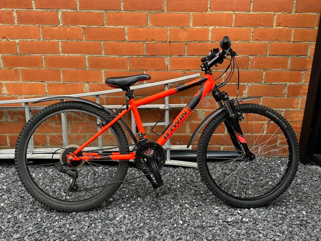 Btwin 500 24 Inch fiets in goede staat, Ophalen, 24 inch, Velgrem, Versnellingen