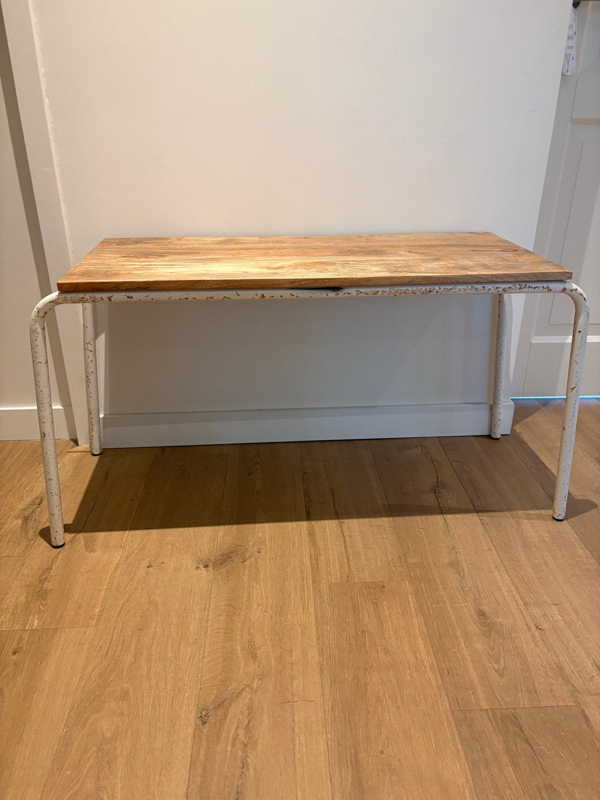 Kidsdepot tafel/bureau kinderkamer - Wit/Mangohout, Kinderen en Baby's, Ophalen, Zo goed als nieuw, Tafel(s)