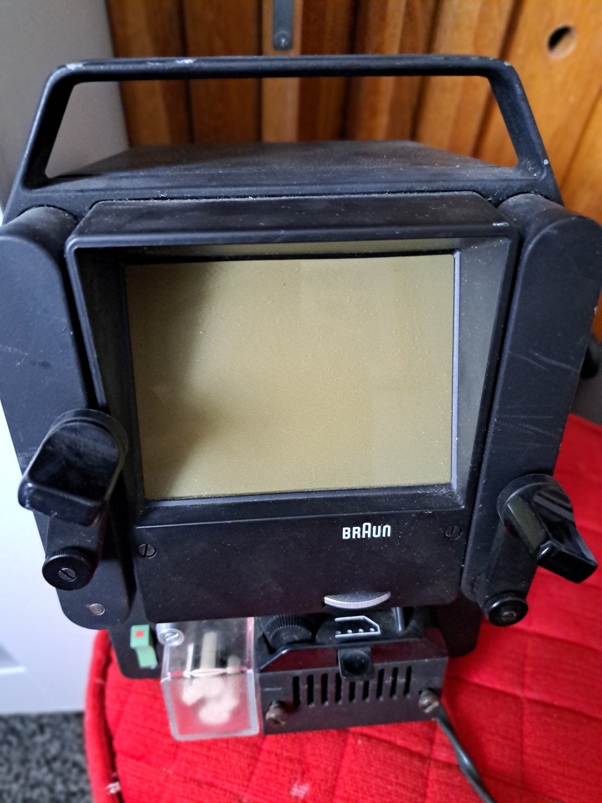 Braun AG Frankfurt/M Typ: SB 1 - Vintage Projector, Audio, Tv en Foto, Ophalen, Gebruikt, Met scherm