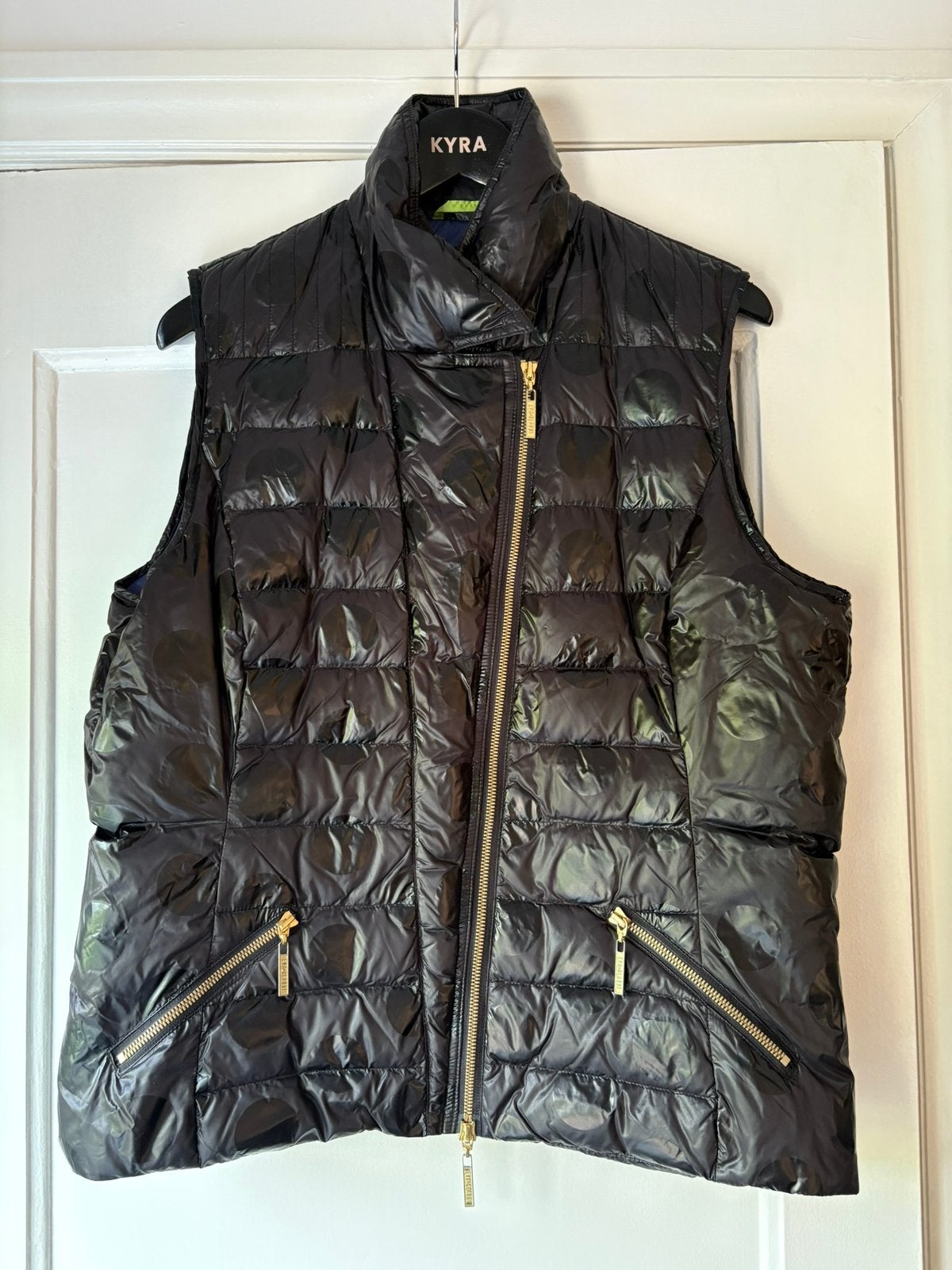 Eva & Claudi Zwarte Bodywarmer met Gouden Ritsen, Kleding | Dames, Ophalen of Verzenden, Zo goed als nieuw, Maat 42/44 (L), Zwart