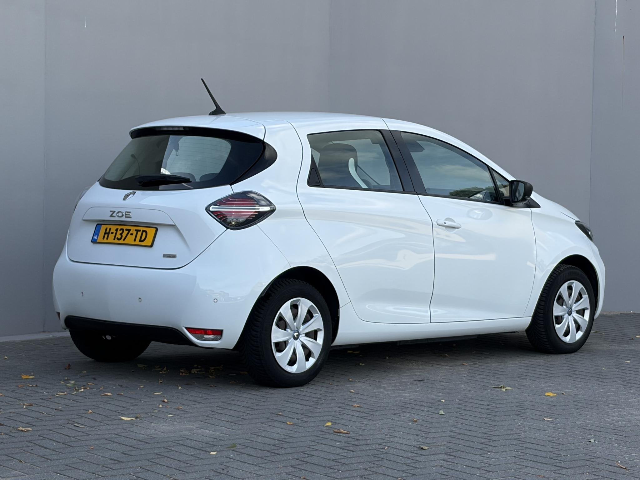 Renault ZOE R110 Life 52 kWh / SOH 90,98% / Dealer onderhoud, Auto's, Dealer onderhouden, Stof, Gebruikt, 395 km