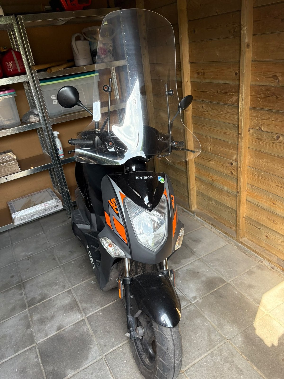 Kymco Agility 50 uit 2019 met windscherm, Fietsen en Brommers, Ophalen, Gebruikt, Agility, Benzine