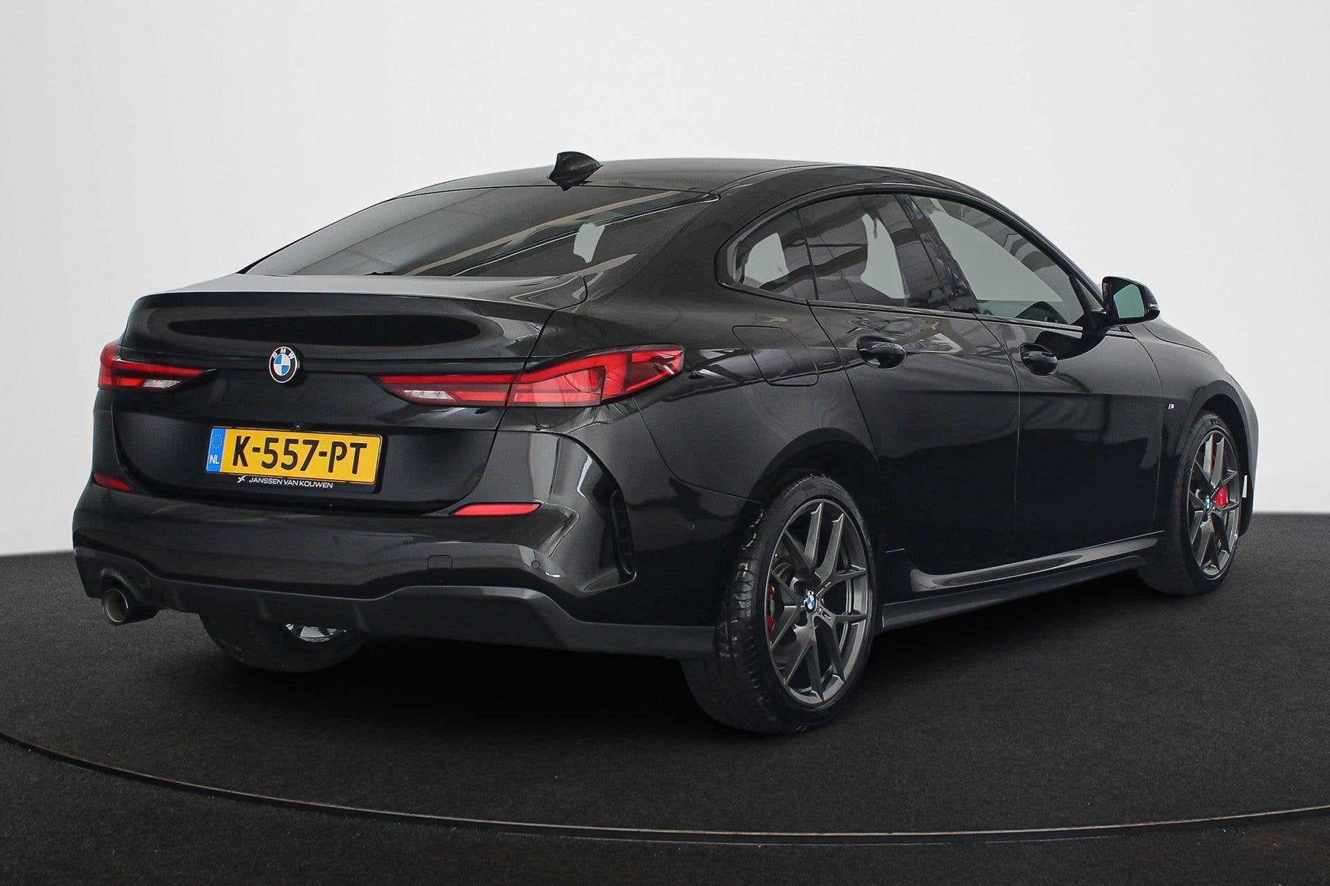 BMW 2-serie Gran Coupé 218i High Executive Edition M Sport, Auto's, BMW, 136 pk, Gebruikt, 1350 kg, Leder en Stof