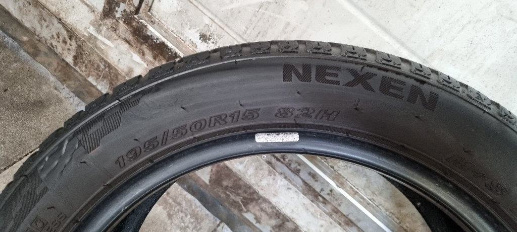 2x gebruikte Nexen 195/50R15 Allseason, Ophalen, Gebruikt, 15 inch, All Season